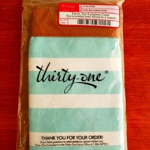 Thirty-One pinch top eyeglass case.